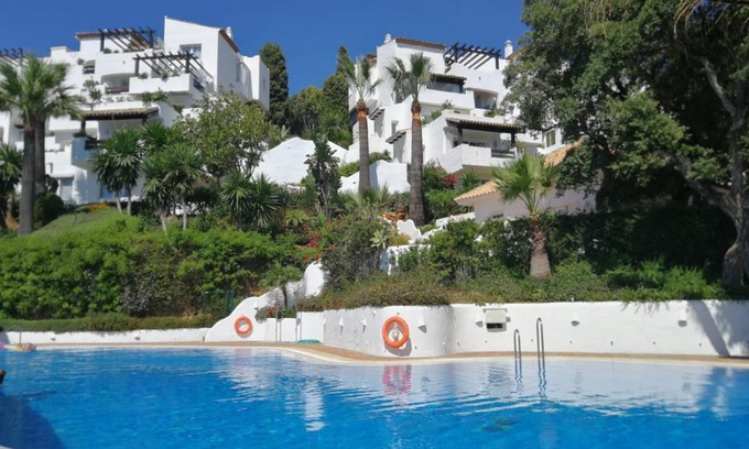 Ojen Apartamento | encantador y amplio estudio a 15 min de Marbella