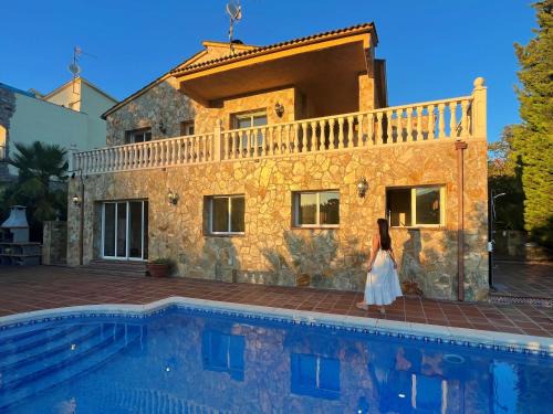 Palafolls Casa | Encantadora casa rustica con piscina privada