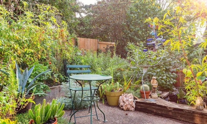 Belmont - Hillsboro Apartamento | Garden Oasis | Hot Tub