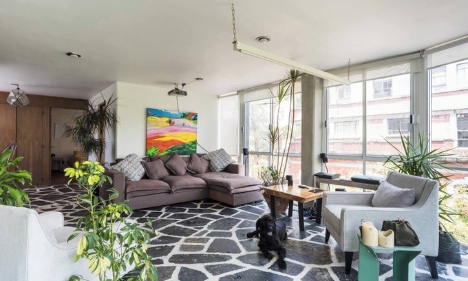 Zona Rosa Apartamento | Enchanted Heaven Plant-Filled Penthouse with 5 BR