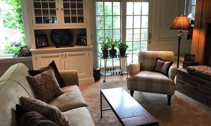 Cazenovia Casa | Enchanting circa 1860 House in Cazenovia Village