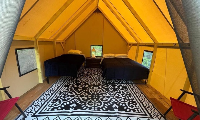 St. Johnsbury Alquiler De RV | Enchanting Off=Grid Glamping Tent @ Dagger's Ravine