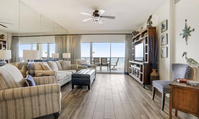 Orange Beach Condominio | Frente a la playa bellamente renovado 2/2 plazas 8