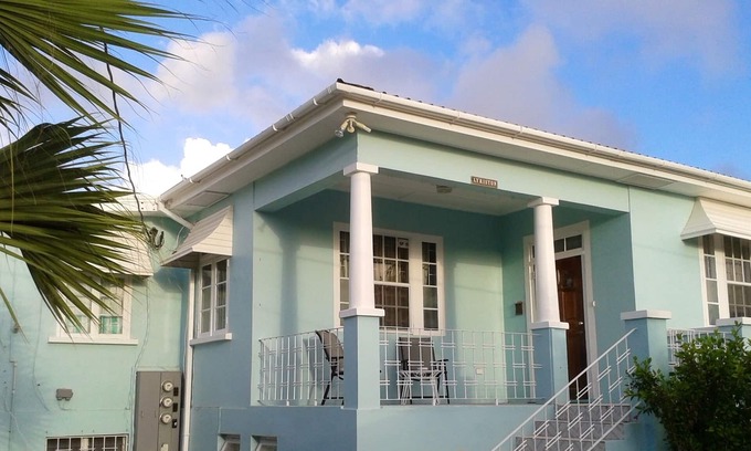 Brighton Apartamento | Disfrute de unas vacaciones tranquilas a pasos de una playa virgen en la costa oeste.