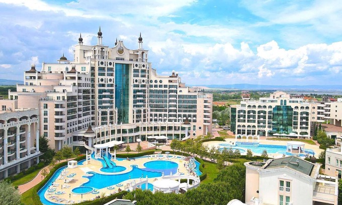 Pomorie Apartamento | Enjoy a relaxing family vacation at the sea in Apartment Sunset resort C8-24
