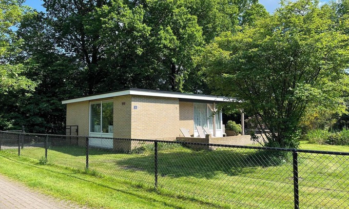 Gasselte Casa | Enjoy a wonderful stay in this detached bungalow. The spacious garden gives you all the freedom you need to enjoy the outdoors.