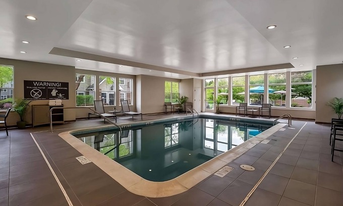 Mount Tabor Hotel | Enjoy and Unwind! Two Cozy 2BR Suites w/ Kitchens, Near Whippany Railway Museum!