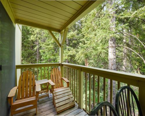 Kings Beach Casa | Enjoy Forest Views Retreat at Kingswood Village