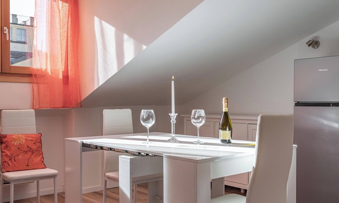 Padova Apartamento | EnJoy Home - Attic with terrace in downtown/hospital area
