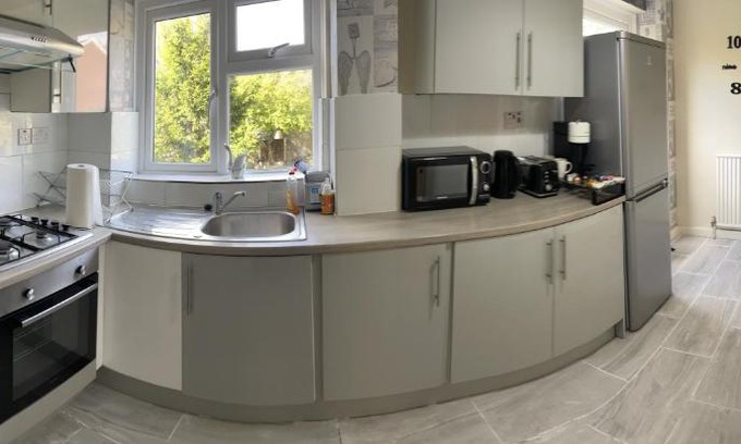 Highams Park Apartamento | London four bed Apartment with garden