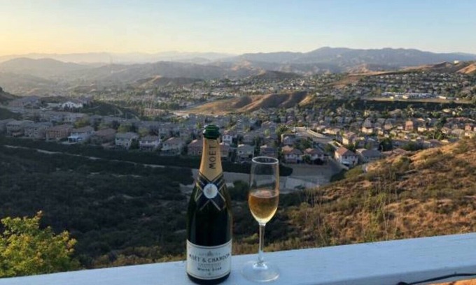 Canyon Country Casa | Enjoy Spectacular City and Mountain Views at the Florence Villa Retreat