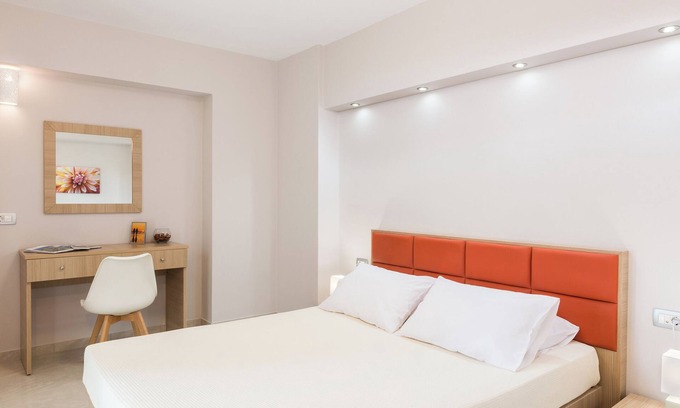 Gerani Apartamento | Enjoy Summer from a lux flat steps to Sandy Beach