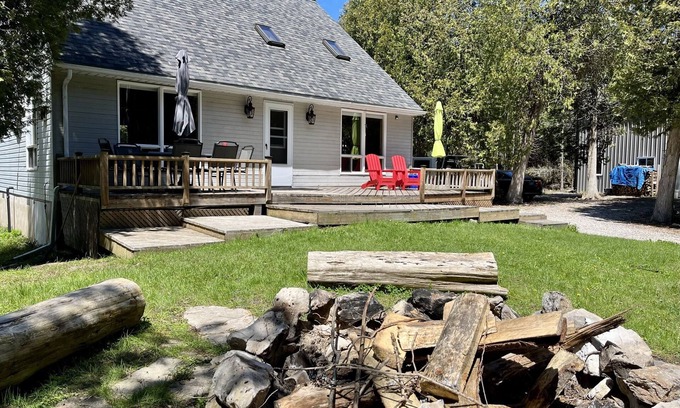Miller Lake Casa | Disfruta de un paraíso en el lago Hurón