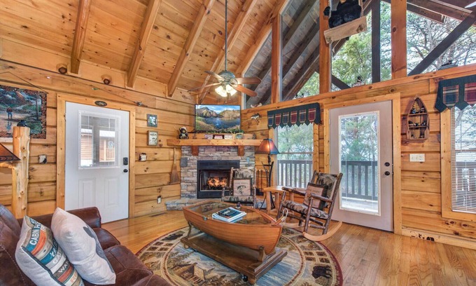 Pigeon Forge Complejo | Enjoy the resort facilities of Alpine Mountain Village