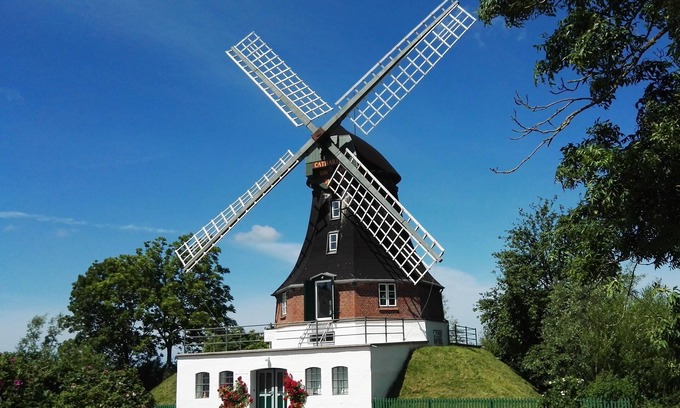 Oldenswort Casa | Disfrute de sus vacaciones en el histórico, molino de viento romántica Catharina