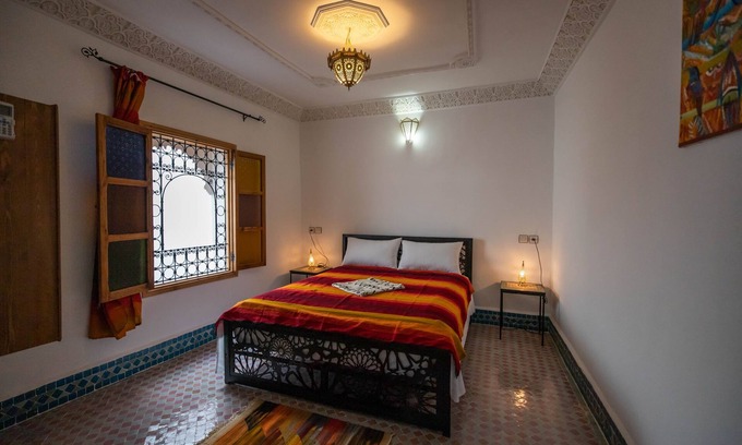 Dar Tazi Casa | Enjoyable riad with AC in vibrant Fes