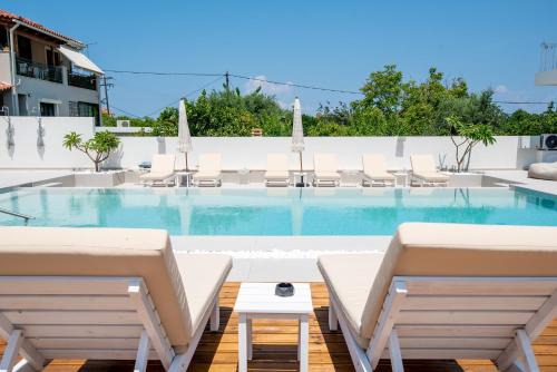 Patras Apartamento | Ennea Suites-Flame suite