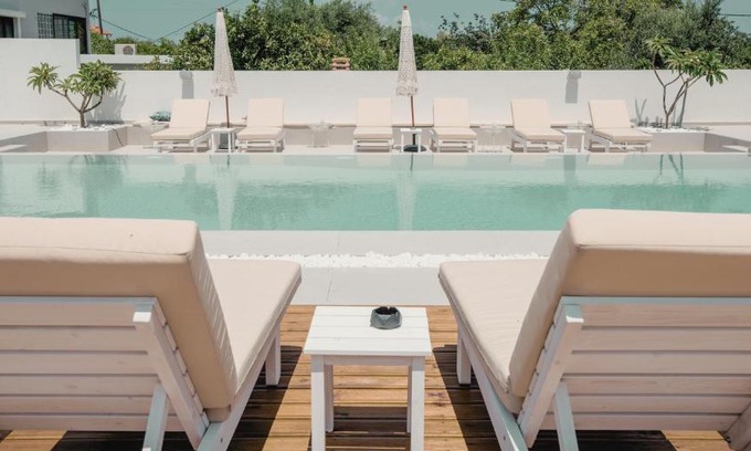 Patras Apartamento | Ennea Suites-Frost suite