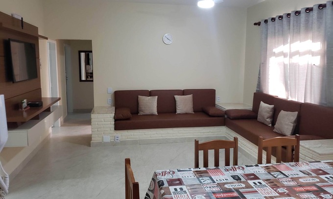 Enseada Apartamento | Enseada Beach Guarujá - SP Cozy 03 bedroom apartment one block from the sea