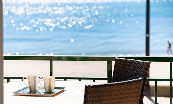 Torreblanca Apartamento | Ensuite Mediterranean Sea Front