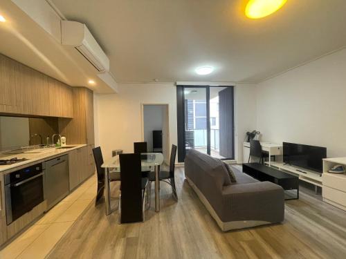 Riverwood Apartamento | Entire 2 bedrooms Security Apartment