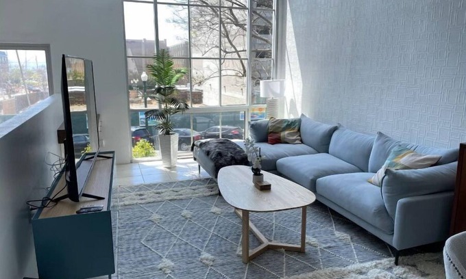 Downtown San Diego Casa | Entire 2BR Loft in Little Italy all within walking