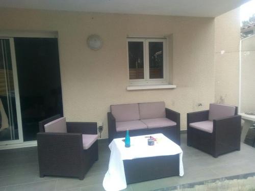 Saint-Vincent-de-Tyrosse Apartamento | Entire Apartment in St Vincent de Tyrosse