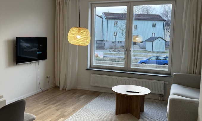 Alvsjo Apartamento | Entire Apartment 15 Mins Away From City Center