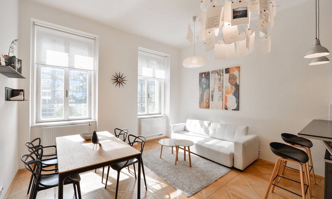 Stare Mesto Apartamento | Apartamento completo APARTAMENTO CHIC A PIE DE LA CIUDAD VIEJA SQ