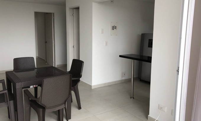Villavicencio Apartamento | Apartamento completo, 3 habitaciones, 6 huéspedes, piso 6, ascensor, conj cerrad