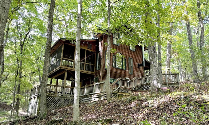 Wardensville Cabina | Entire cabin in Lost City, West Virginia