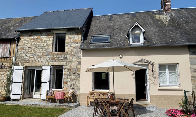 Barenton Otro | Entire farmhouse stay great for families and groups of friends.