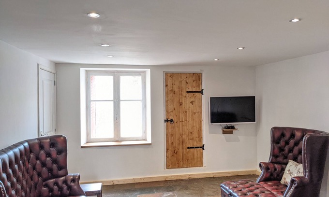 Saint-Dizier-Leyrenne Casa | Entire rural charming renovated townhouse in a picturesque village