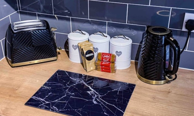 Newcastle-upon-Tyne Casa | Entire home for 6+Free parking