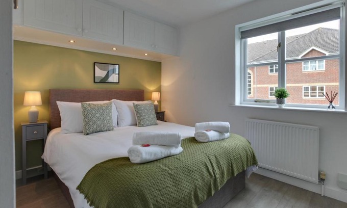 Bishop's Stortford Apartamento | Entire home/flat perfect for contractors