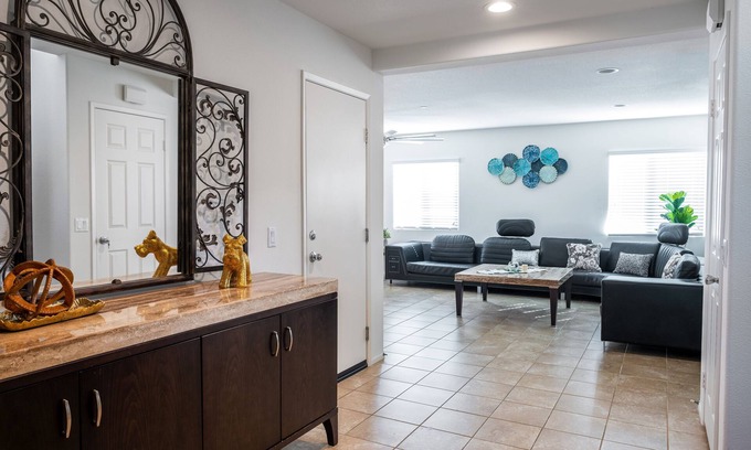 Riverside Casa | Entire home in Riverside, California