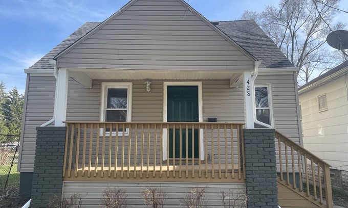 Hazel Park Casa | Entire House for Rent