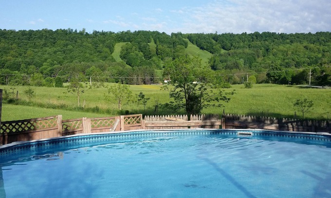 Cazenovia Casa | En todo el establecimiento: Chittenango Falls! (Duerme 26+)