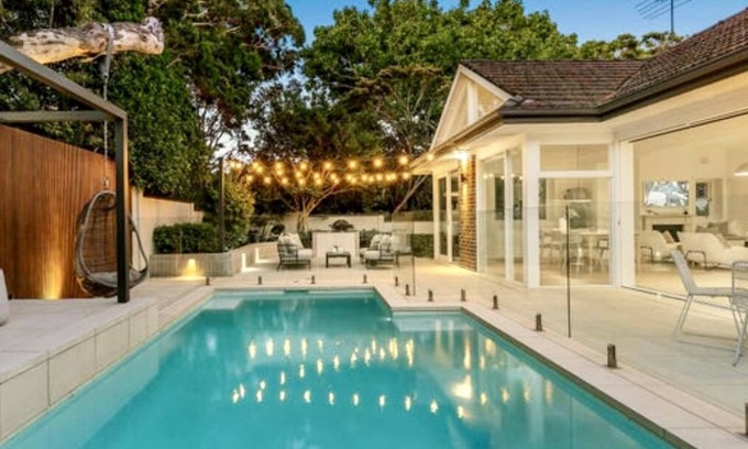 The Spit Casa | Entire large 4 bedroom house with pool in Mosman