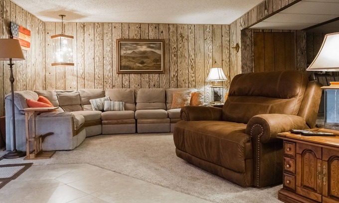 Hill County Casa | NIVEL INFERIOR ENTERO - Mountain Lakeview Lodge