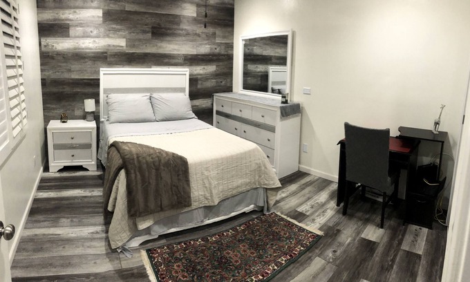 Canoga Park Casa | Entire private Luxury 1 Bedroom unit