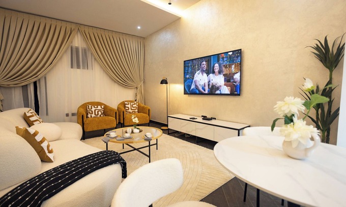 Madina Apartamento | Entire rental unit in Accra,Ghana. Luxury 2bed Apartment in East Legon