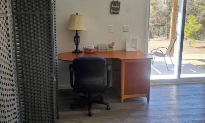 Harwood Lane Apartamento | Entire Studio Apt + Patio + Lake View + Private