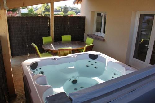 Tour-en-Sologne Casa | ENTRE LOIRE ET CHER "Le Sologn'Eau" Gîte & SPA Privatif