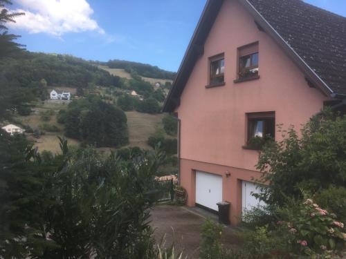 Freland Apartamento | entre vignes et montagnes chambres