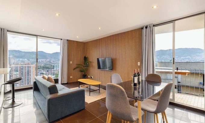 San Diego Apartamento | |EP| Cozy Apt in El Poblado w/Balcony, Pool