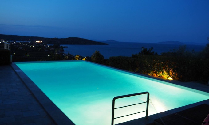 Melissopetra Villa | Charming villa with amazing view