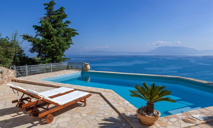 Melissopetra Villa | Villa Epidavros Terreno con piscina privada, jardín, barbacoa y vistas increíbles
