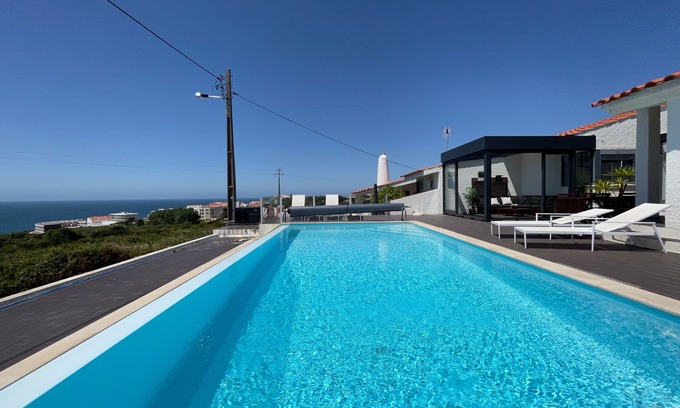 Mafra Villa | ERICEIRA Hills- DE LUXE VILLA con piscina climatizada CONTRA EL ATLÁNTICO