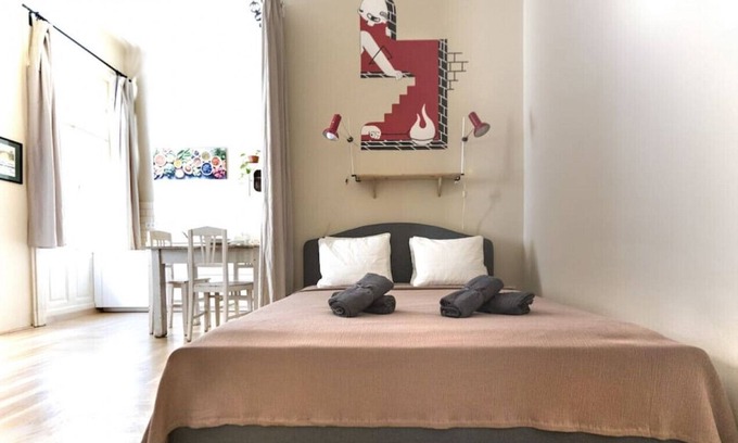 Belso-Ferencvaros Apartamento | Erkel 13 / 3 · Charming newly renovated studio / CENTER